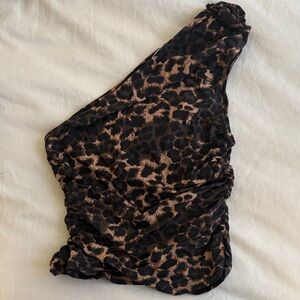Lioness Leopard Print One-Shoulder Top